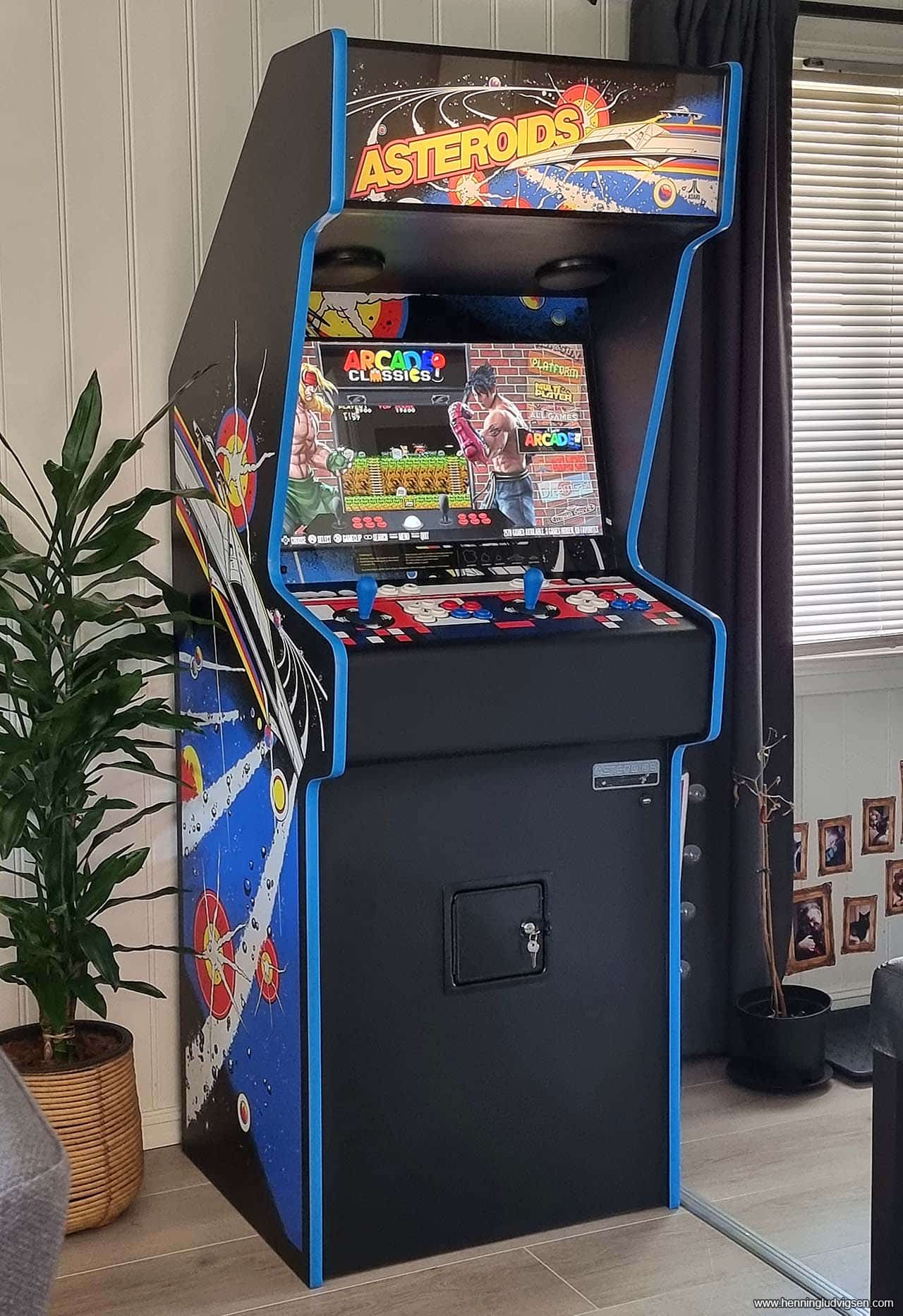 1979 Asteroids Arcade Replica